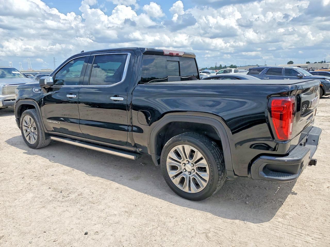 2020 GMC Sierra K1500 Denali - Фото 2