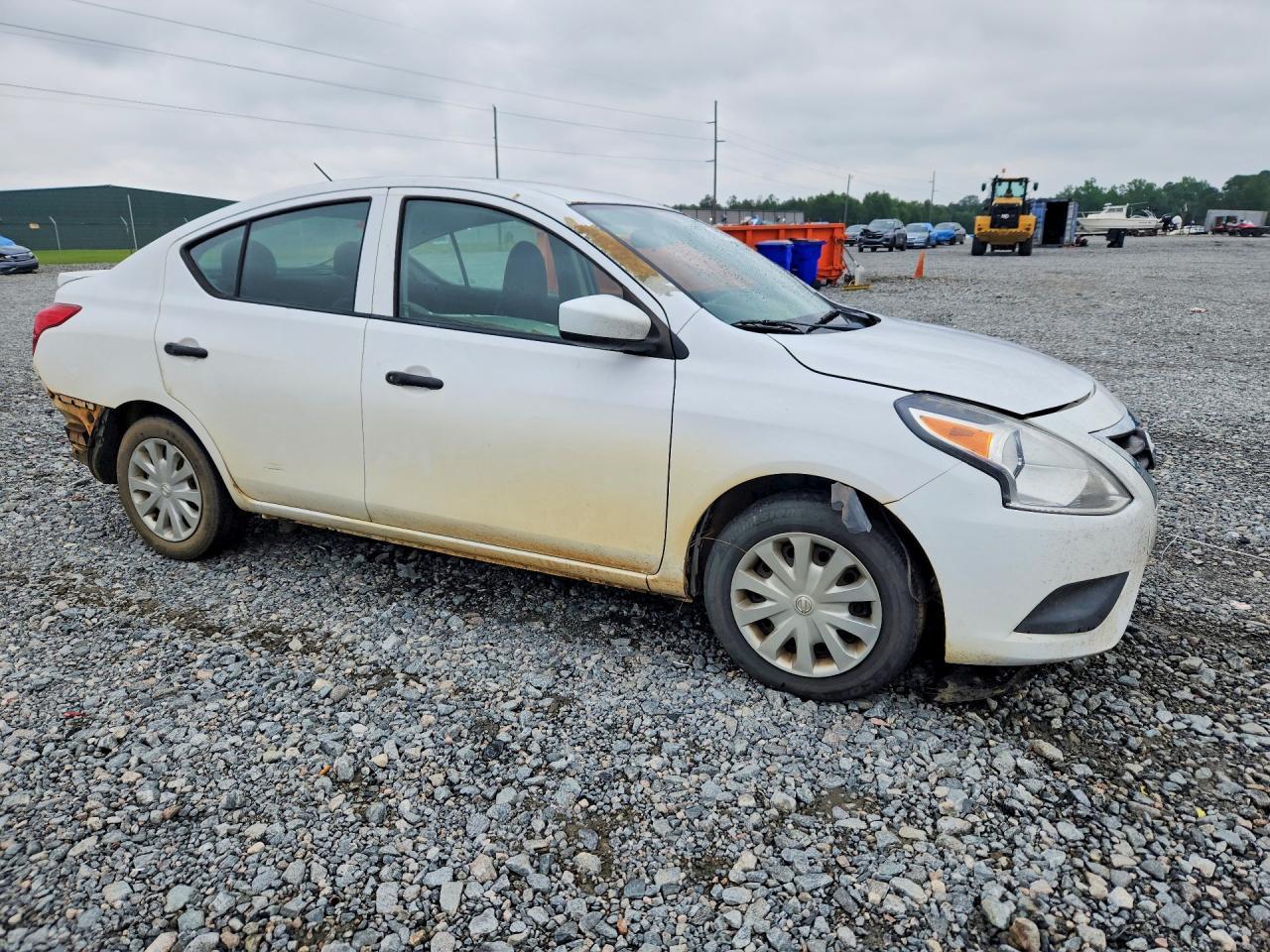 2017 Nissan Versa 1.6 S Plus - Фото 4