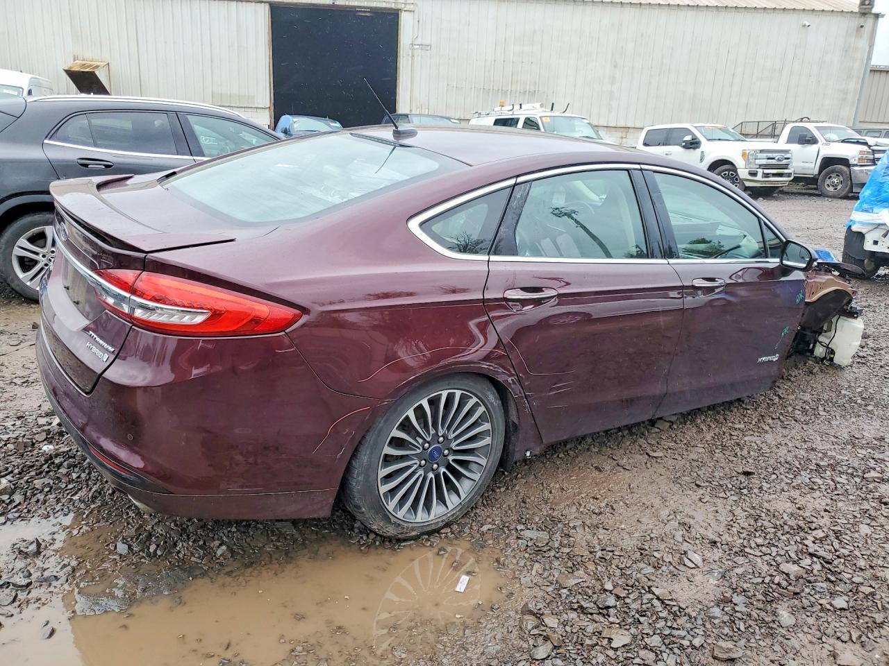 2017 Ford Fusion Titanium Hev - Image 3