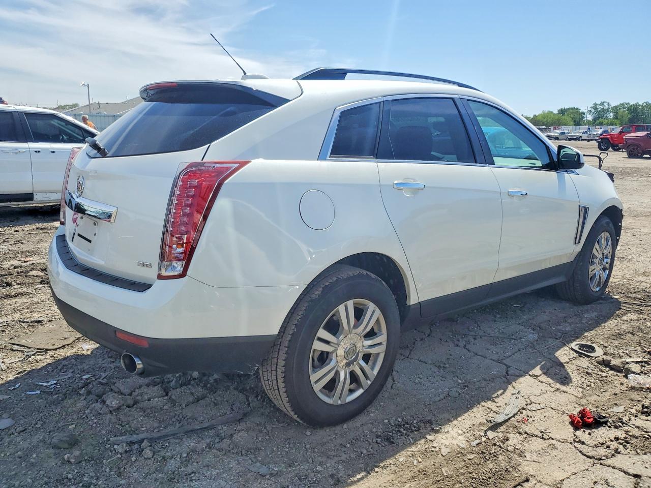2015 Cadillac Srx - Image 3