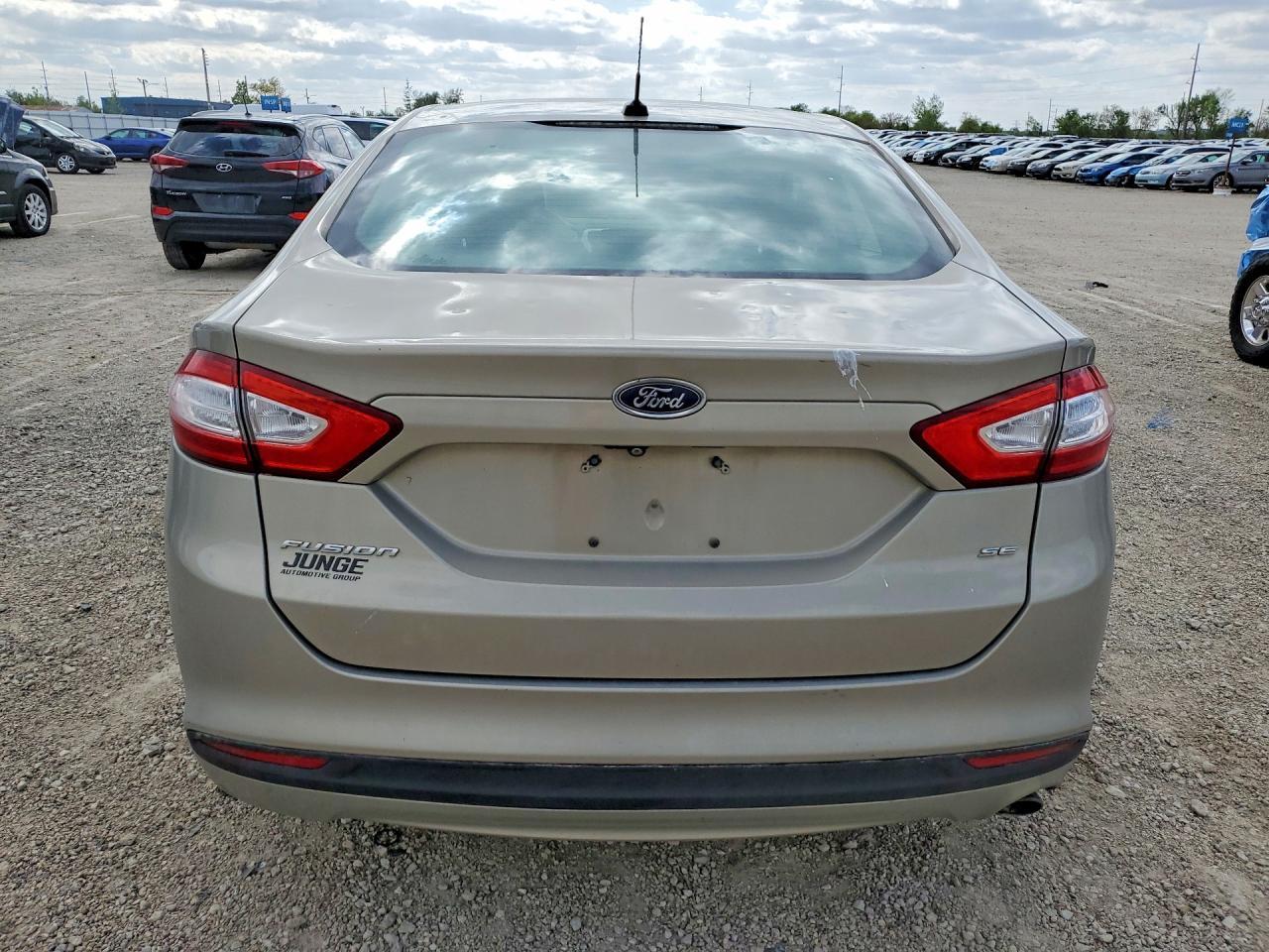 2015 Ford Fusion Se - Image 6