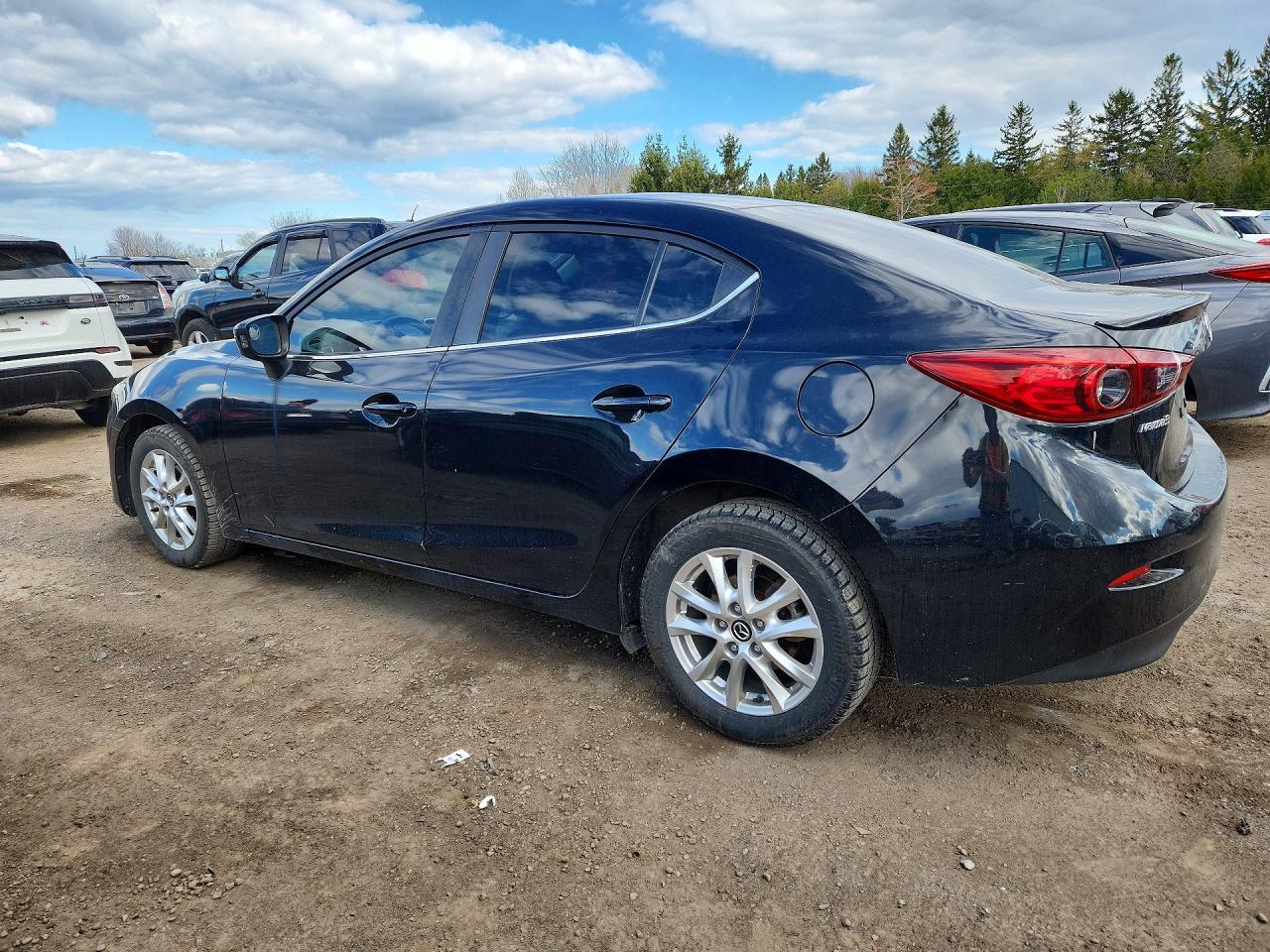 2015 Mazda 3 Touring - Image 2