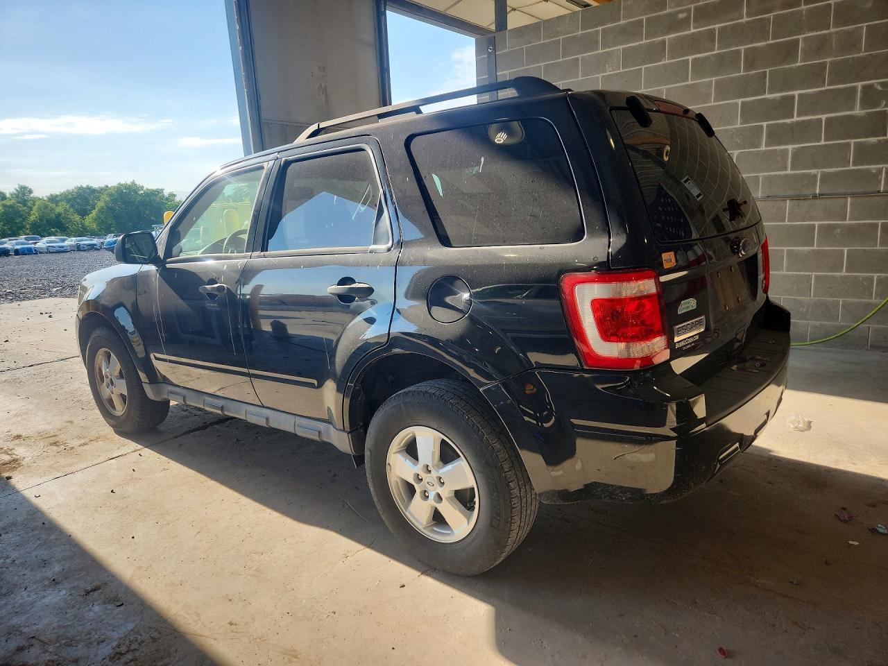 2010 Ford Escape Xlt - Фото 2