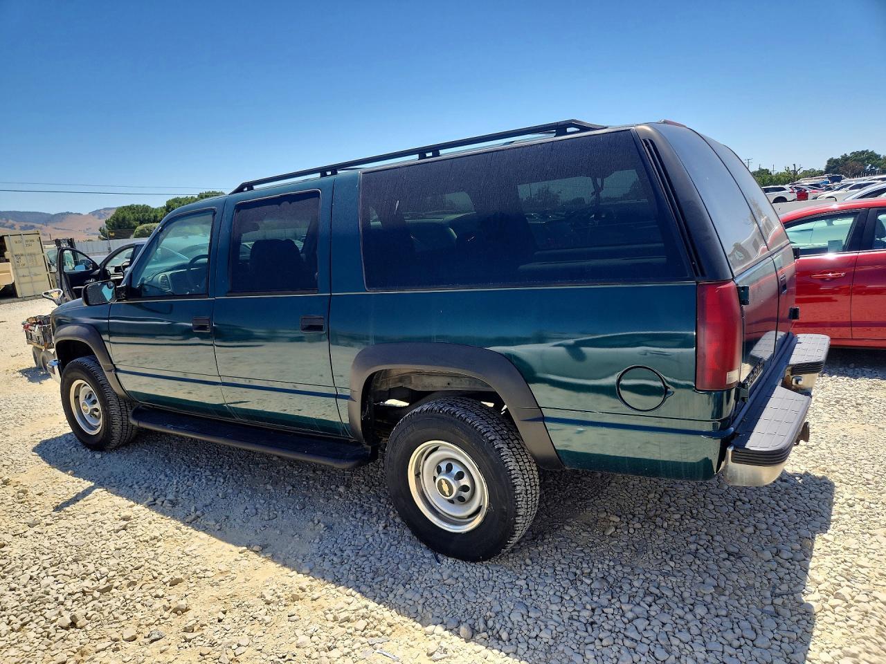 1996 Chev Tahoe - Фото 2