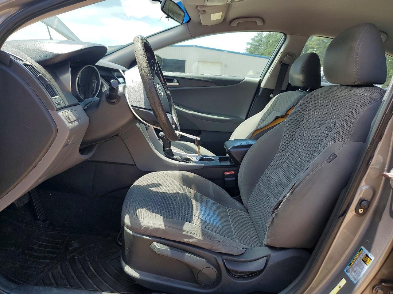 2011 Hyundai Sonata Gls - Image 7