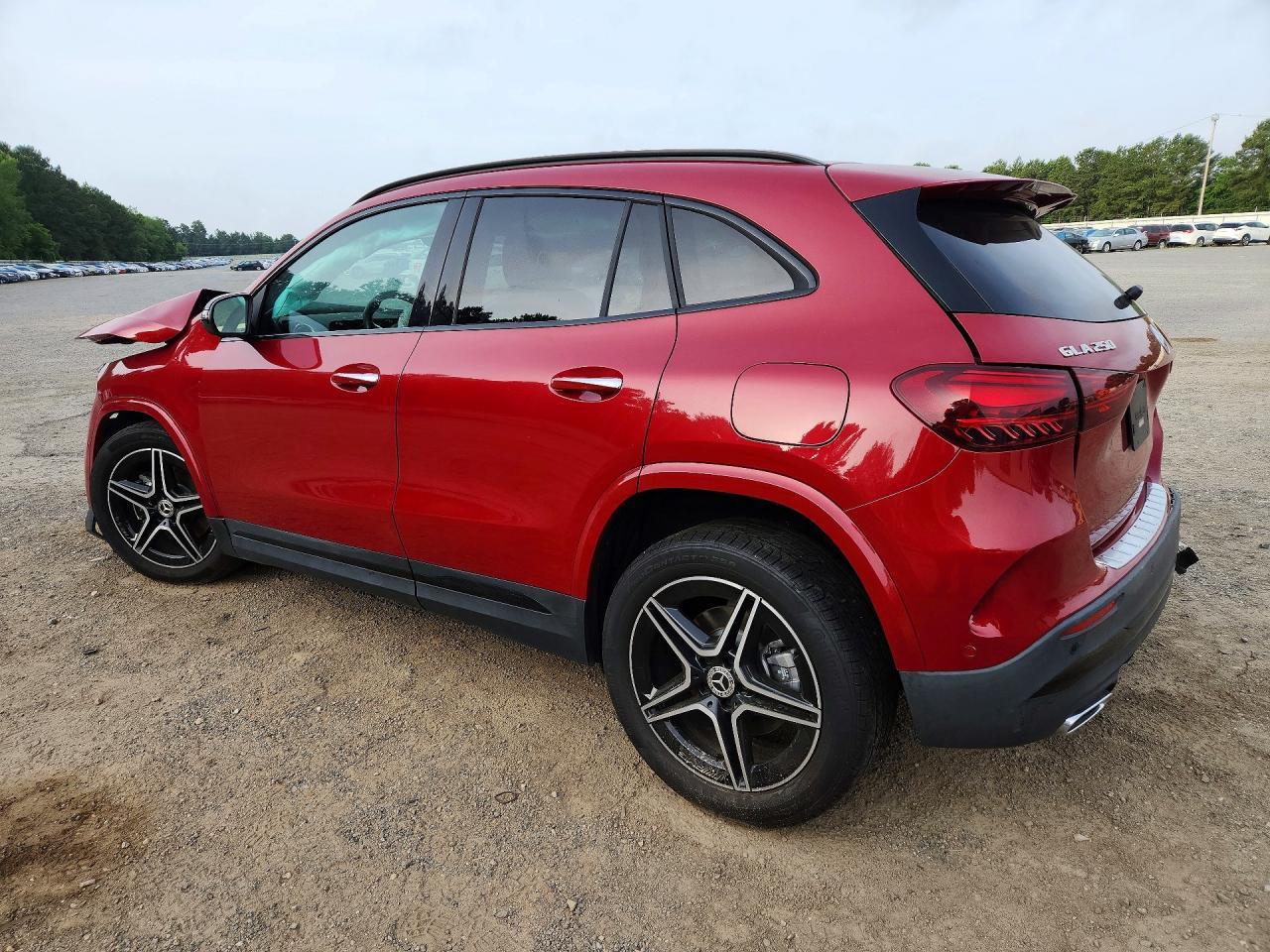 2025 Mercedes-Benz Gla 250 - Image 2