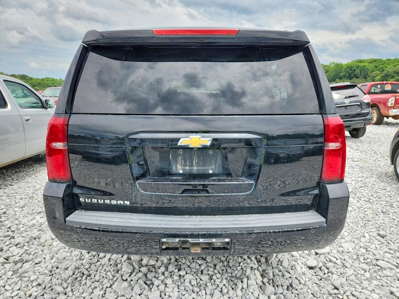 2019 Chevrolet Suburban K1500 Lt - Image 6