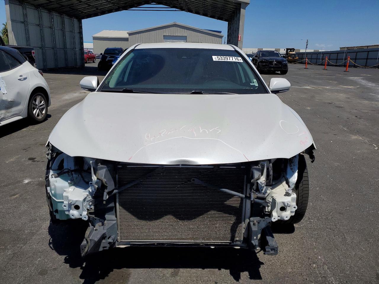 2020 Toyota Camry Xse - Фото 5