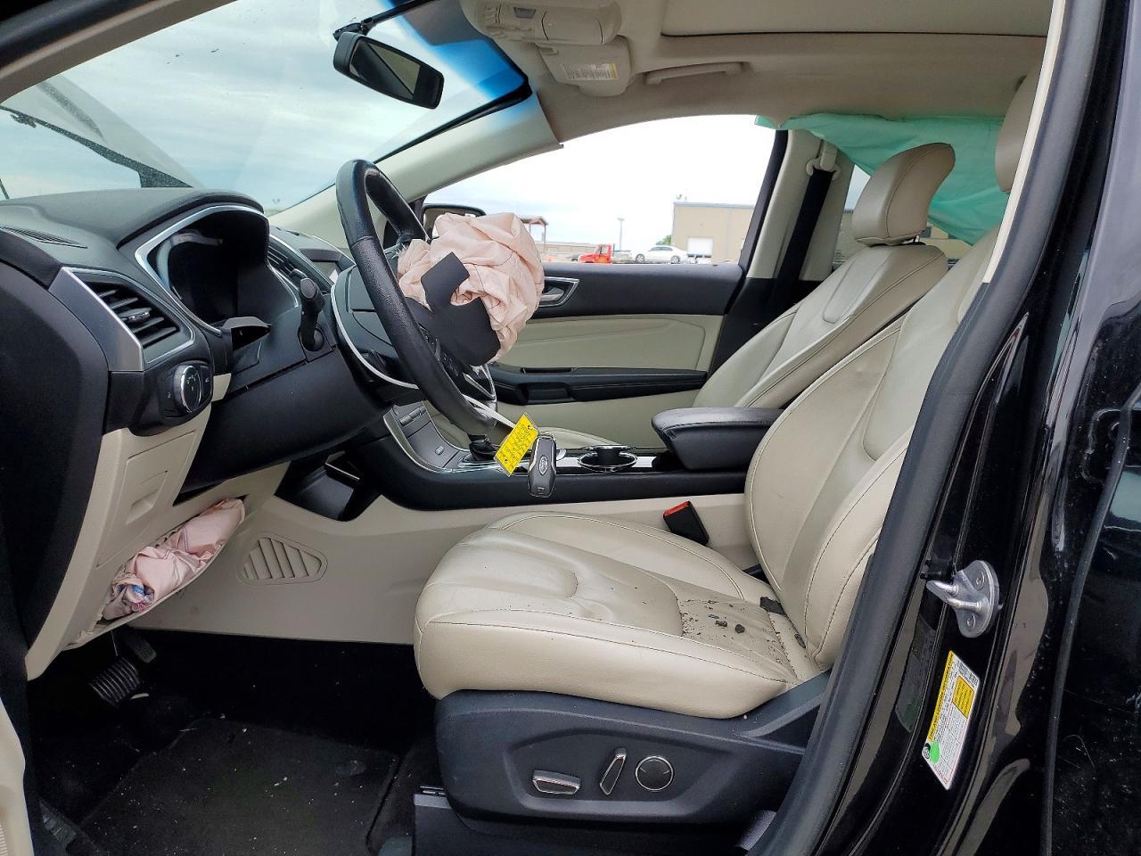 2016 Ford Edge Titanium - Image 7