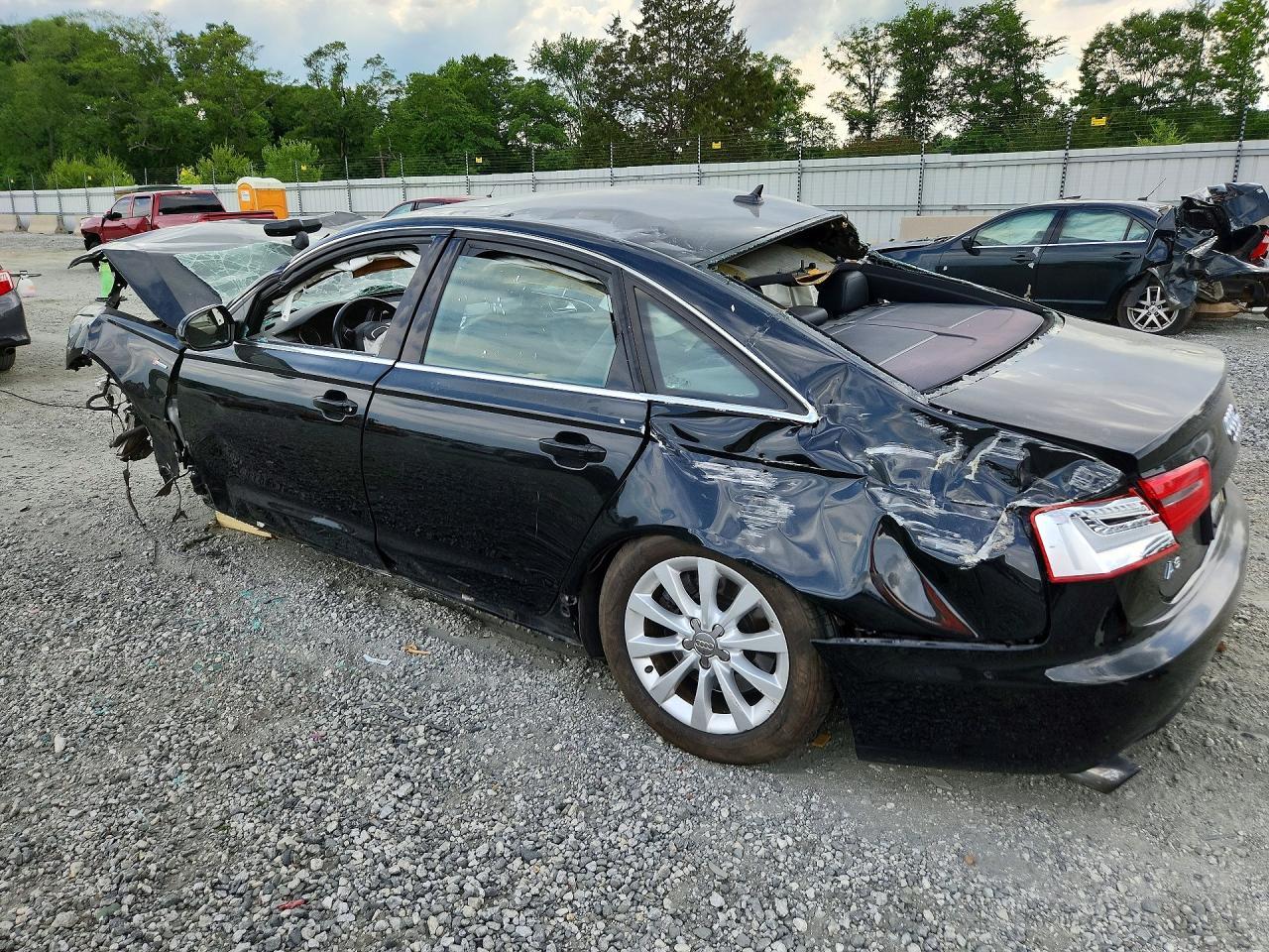 2013 Audi A6 Premium - Фото 2