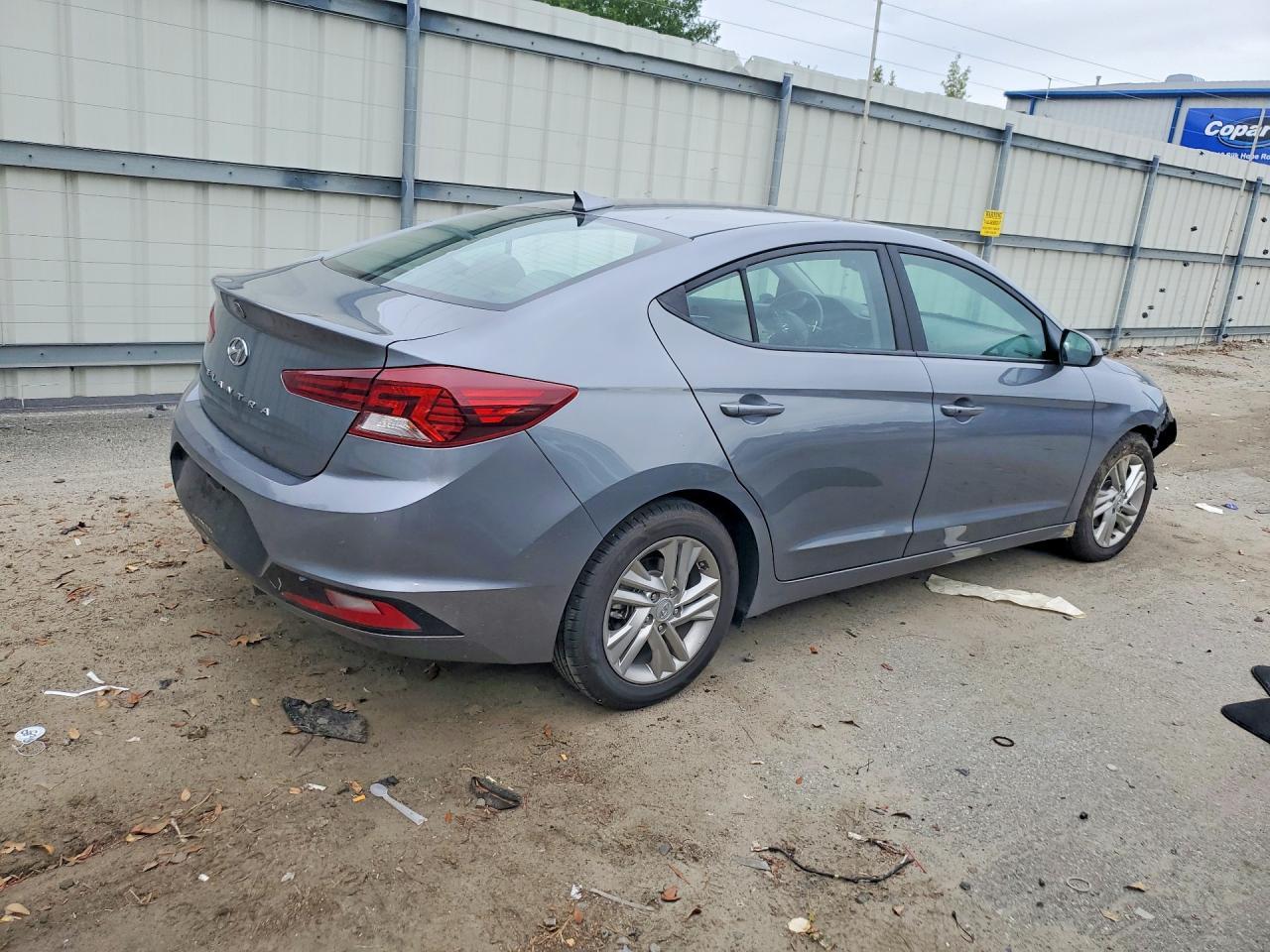 2019 Hyundai Elantra Value Edition - Фото 3