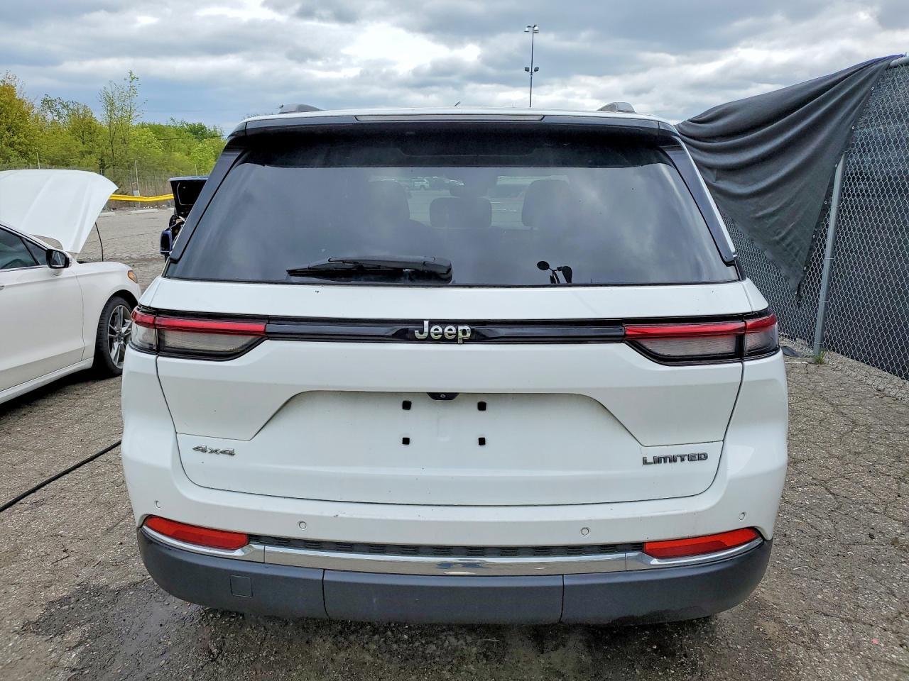 2022 Jeep Gr Cherokee - Фото 6