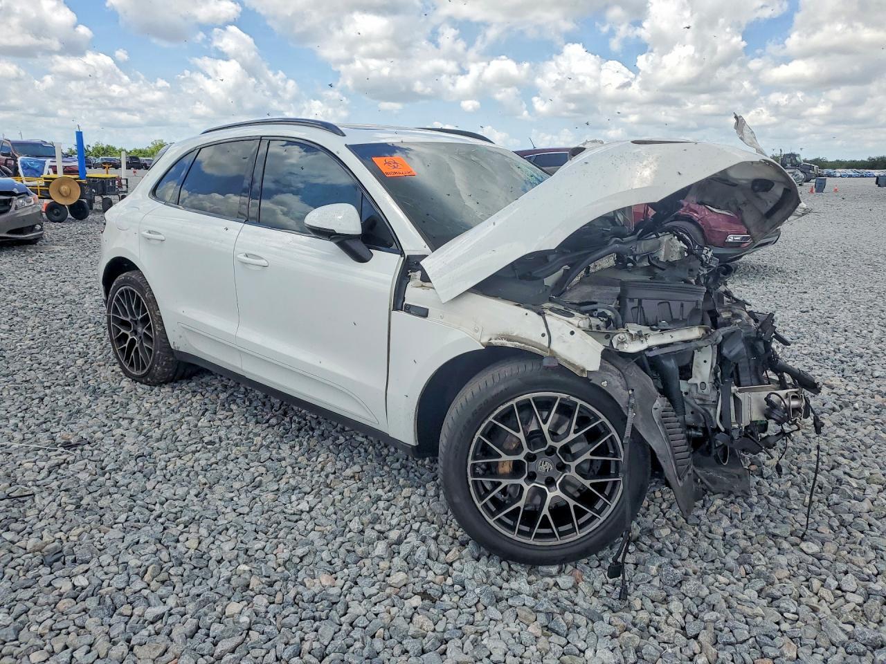 2018 Porsche Macan S - Image 4