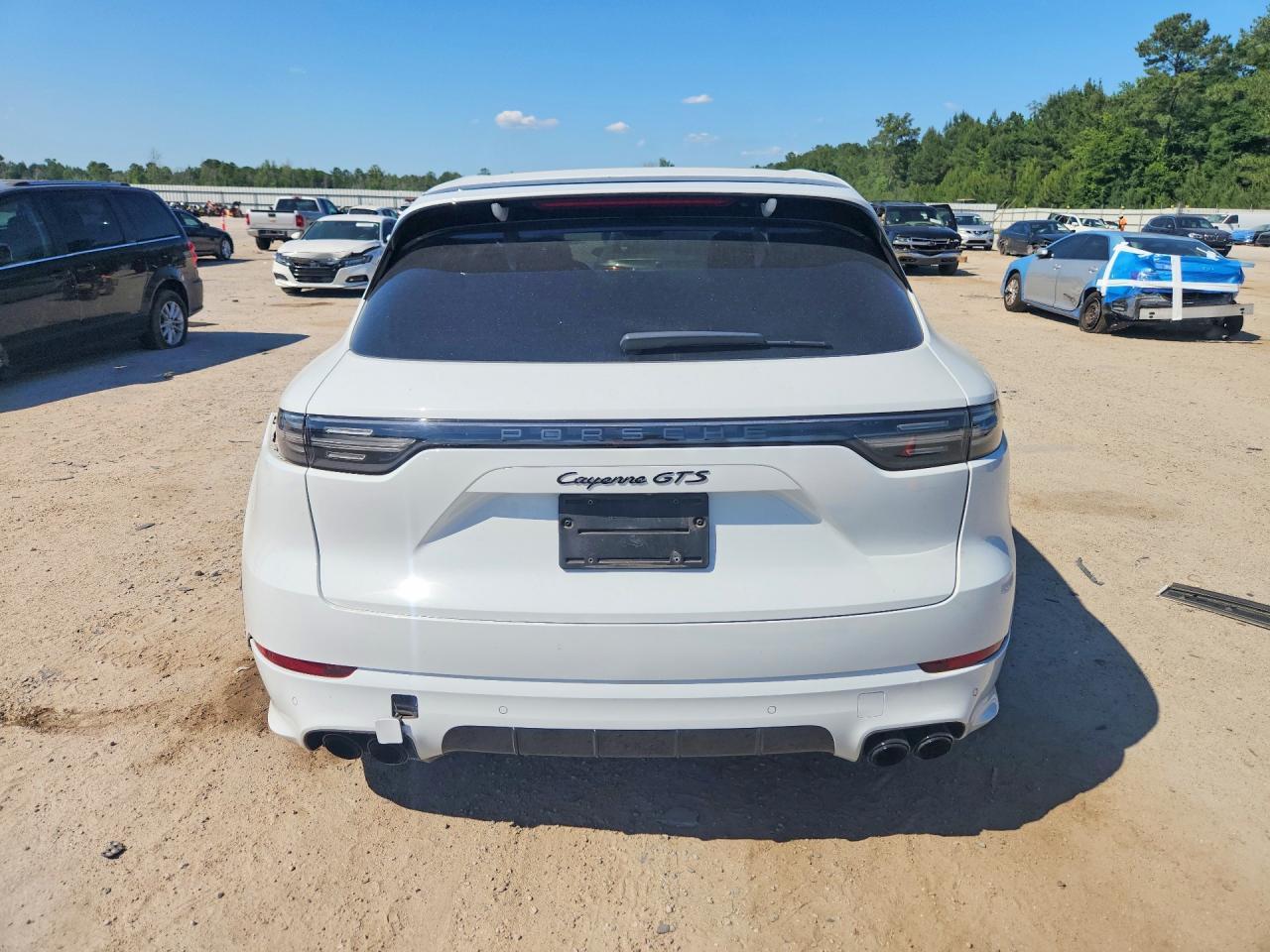 2022 Porsche Cayenne Gts - Image 6