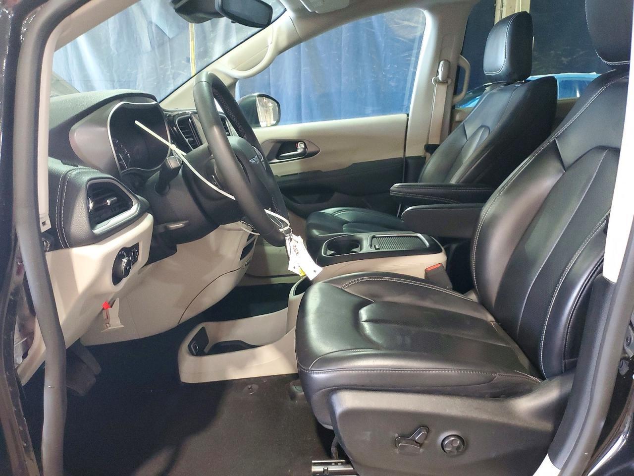 2023 Chrysler Pacifica Touring L - Фото 7