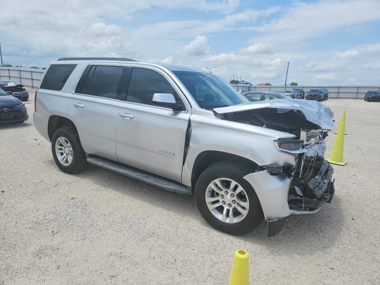 2017 Chevrolet Tahoe C1500 Ls - Image 4