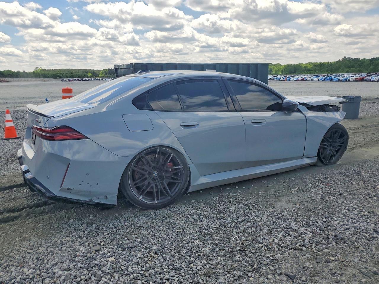 2026 BMW M5 - Фото 3