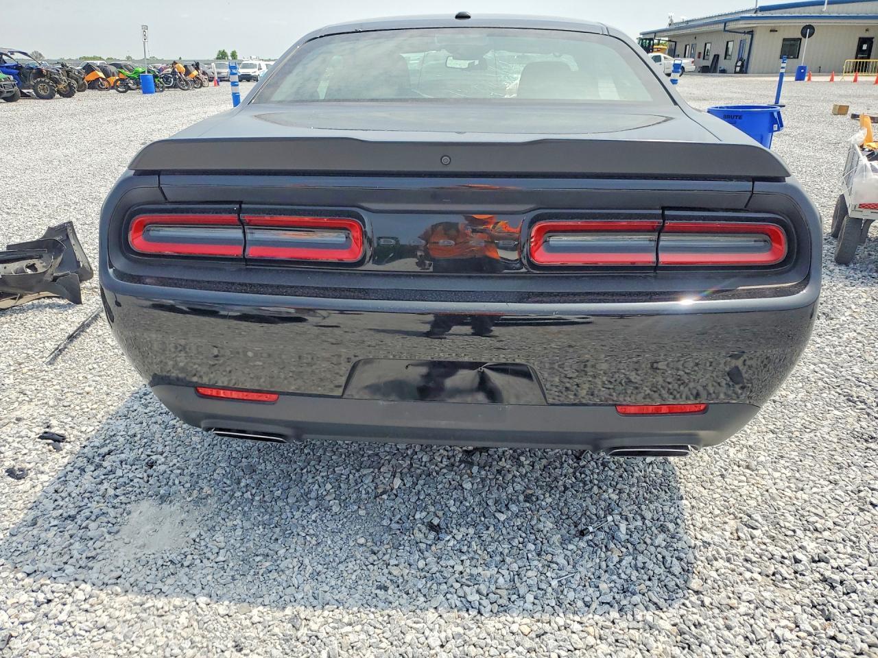 2022 Dodge Challenger R - Image 6