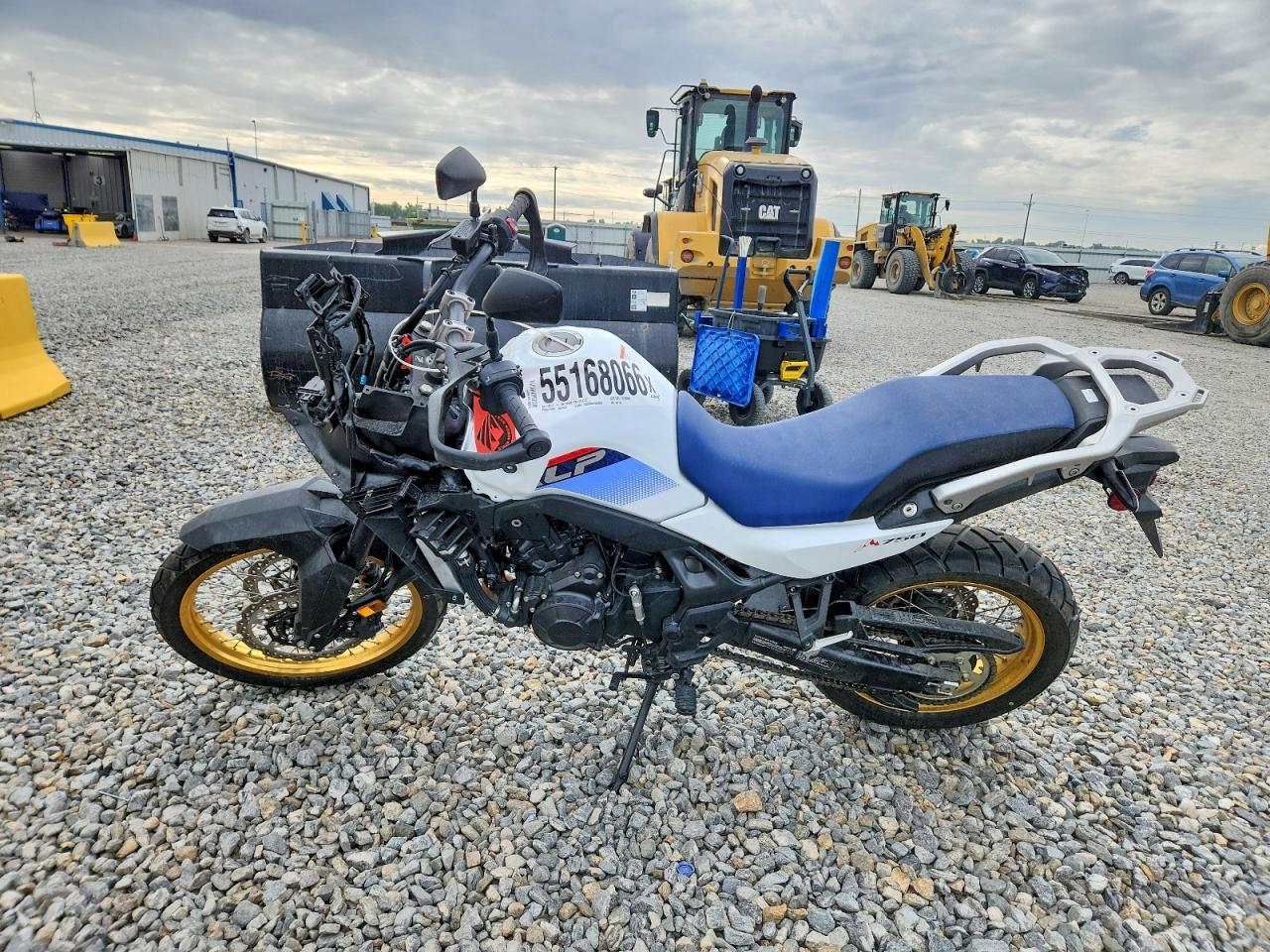 2025 Honda Xl750 - Фото 3