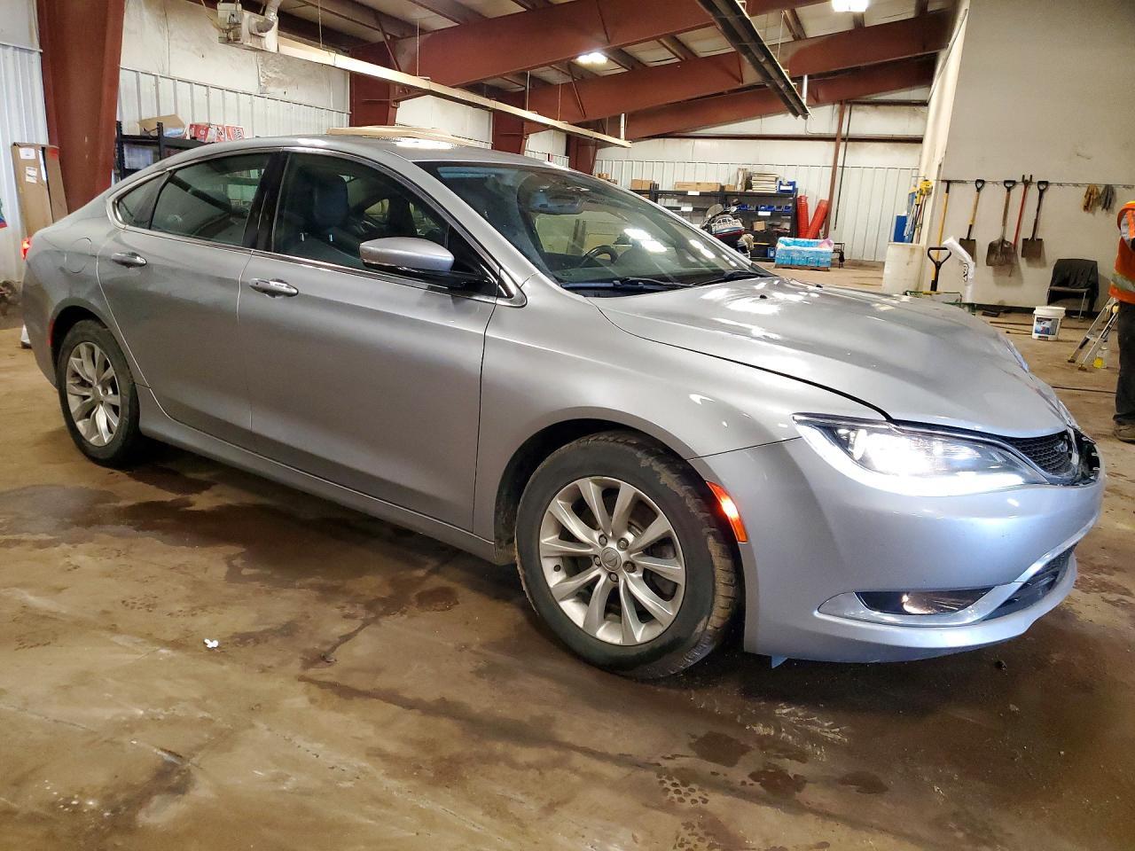 2015 Chrysler 200 C - Image 4