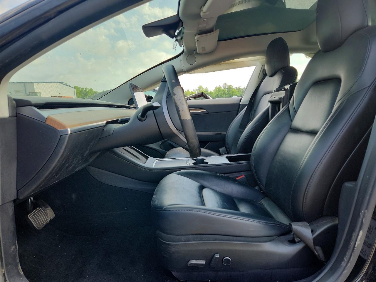 2022 Tesla Model 3 - Фото 7