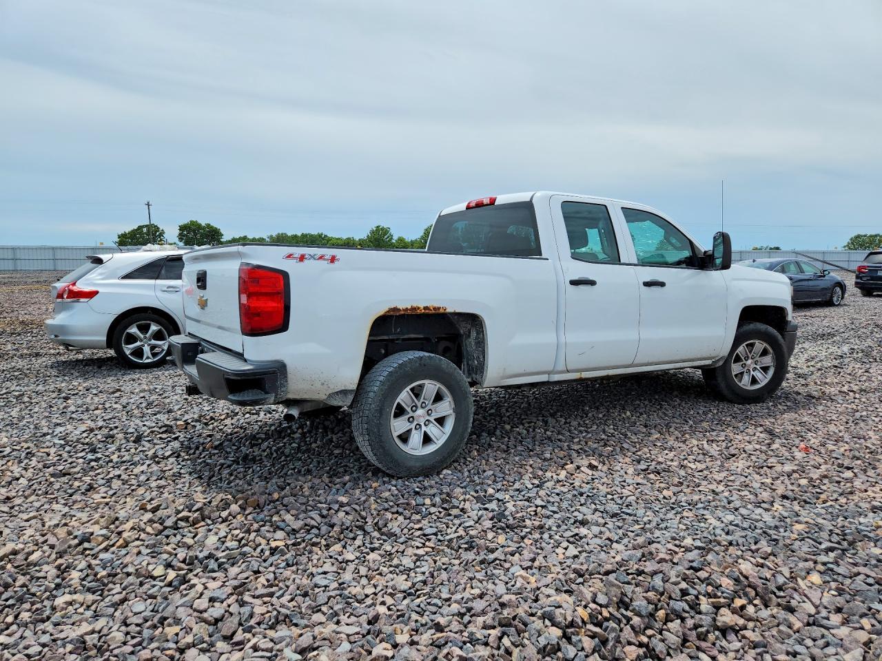 2015 Chevrolet Silverado K1500 - Фото 3