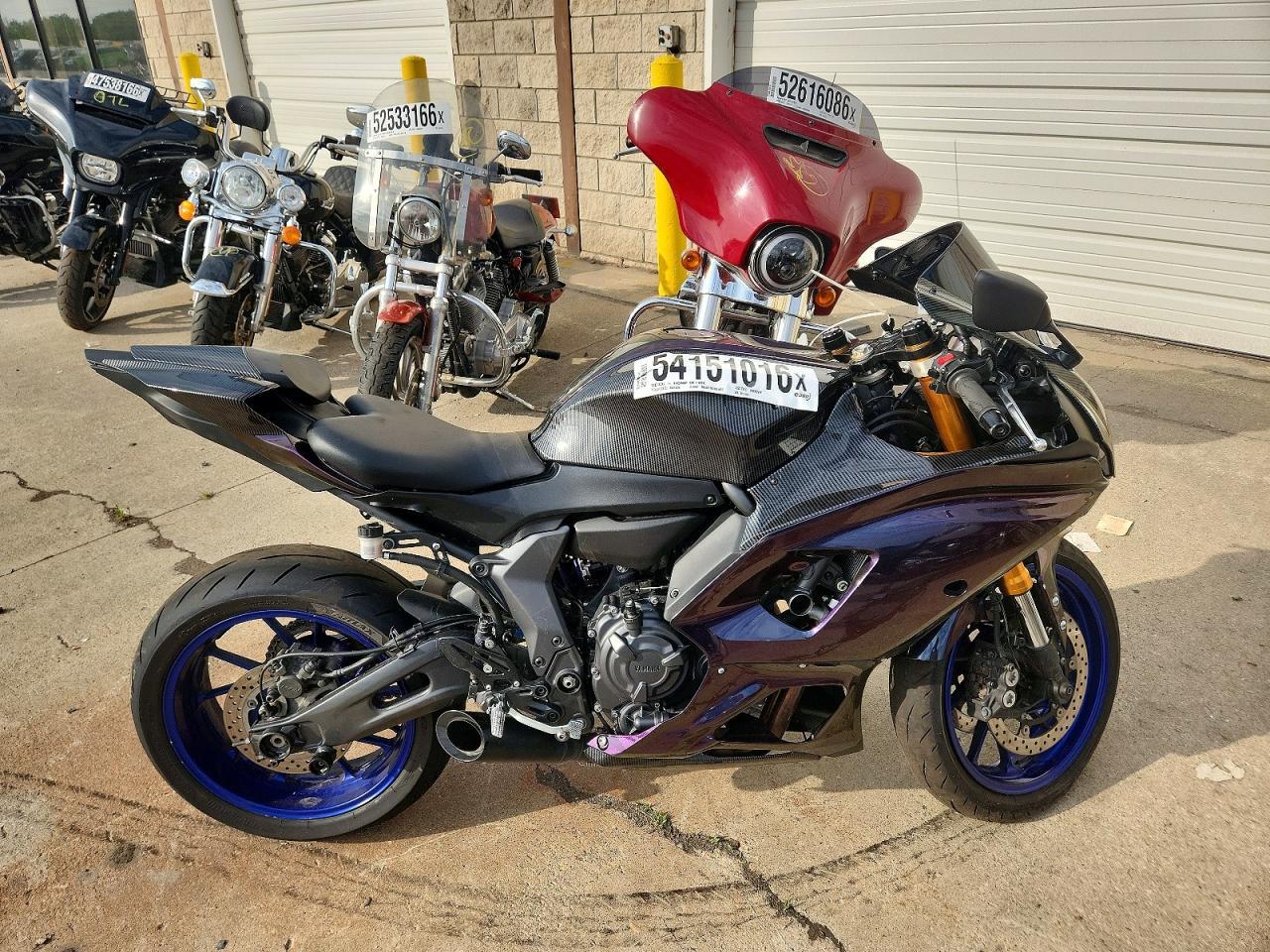 2025 Yamaha Yzfr7