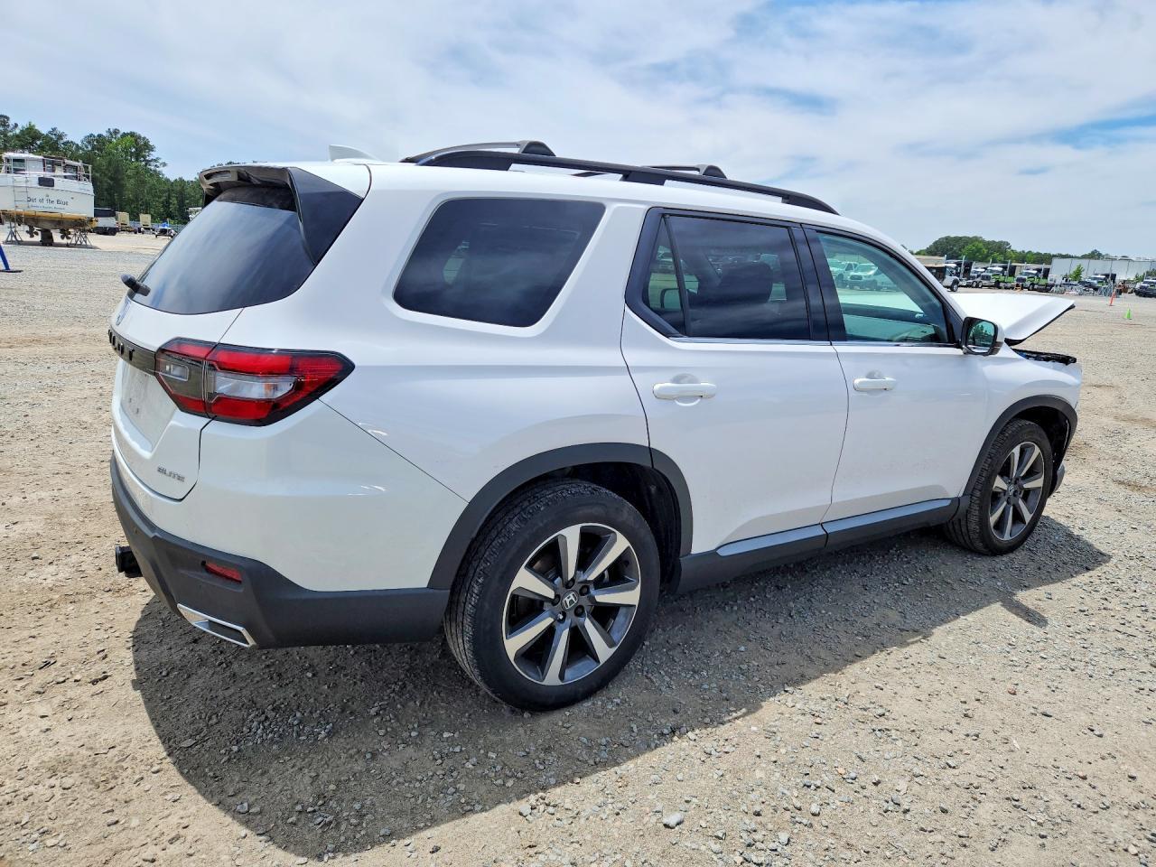2024 Honda Pilot Elite - Фото 3