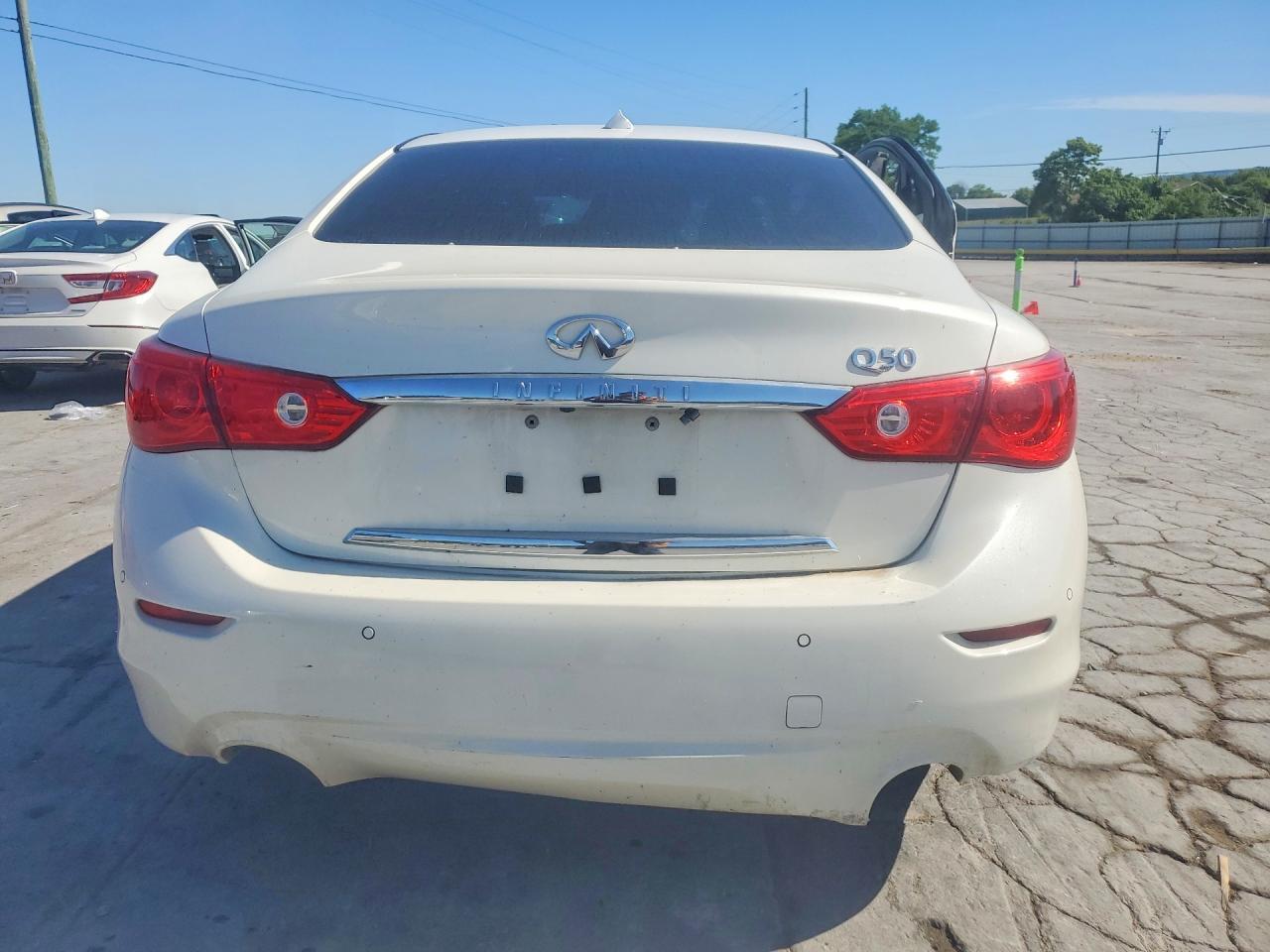 2016 Infiniti Q50 3.0T Premium - Фото 6