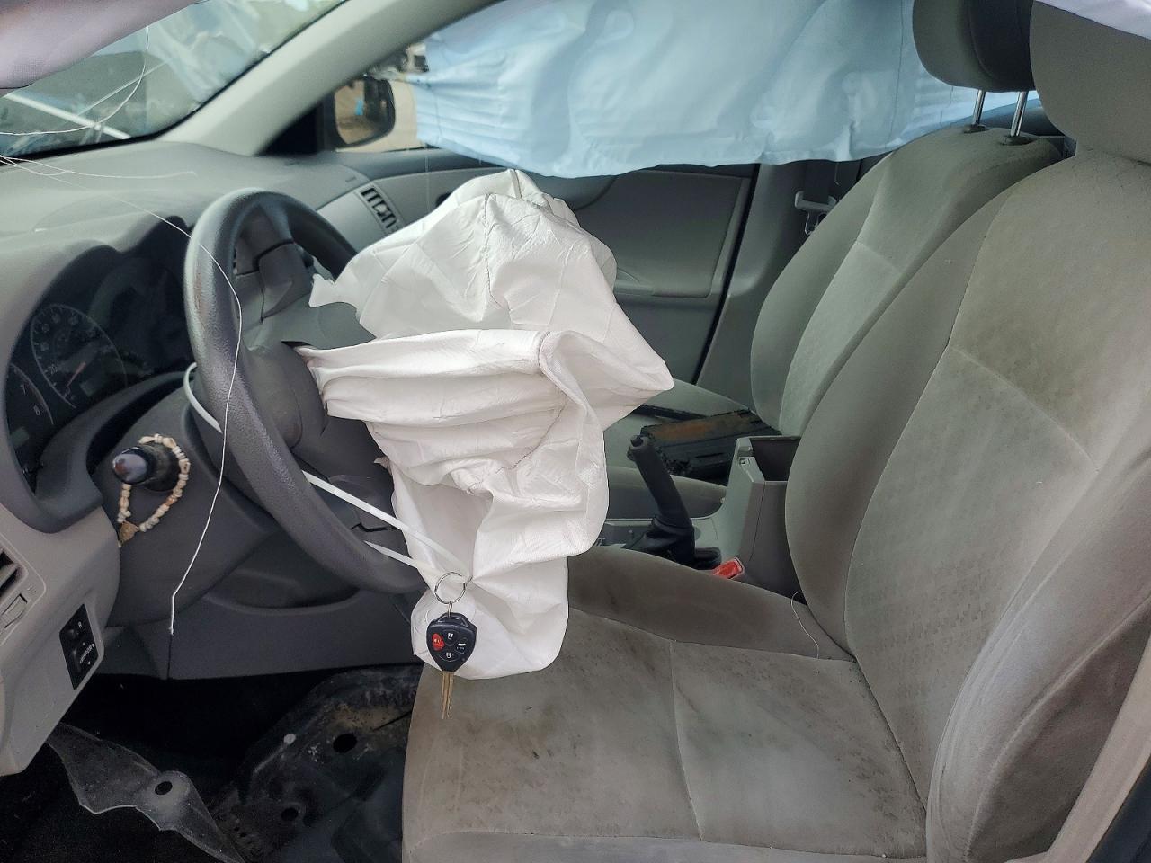 2009 Toyota Corolla Le - Фото 7