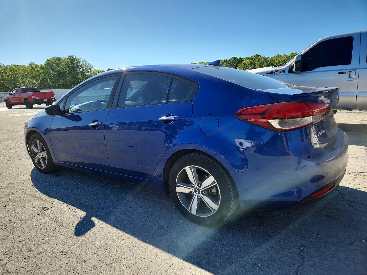 2018 Kia Forte S - Фото 2