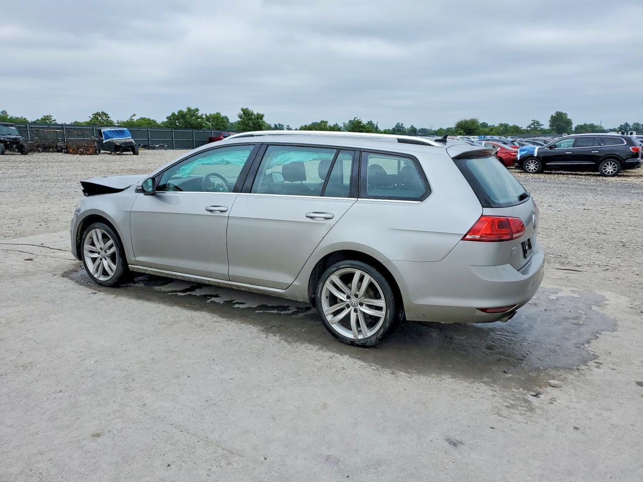 2016 Volkswagen Golf Sportwagen S - Фото 2