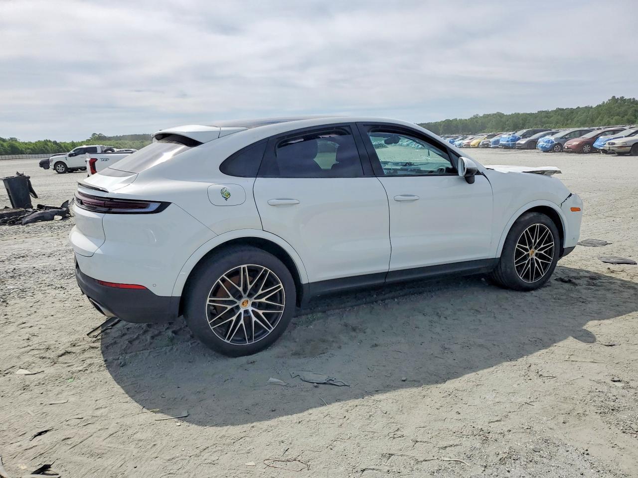 2024 Porsche Cayenne Coupe - Фото 3
