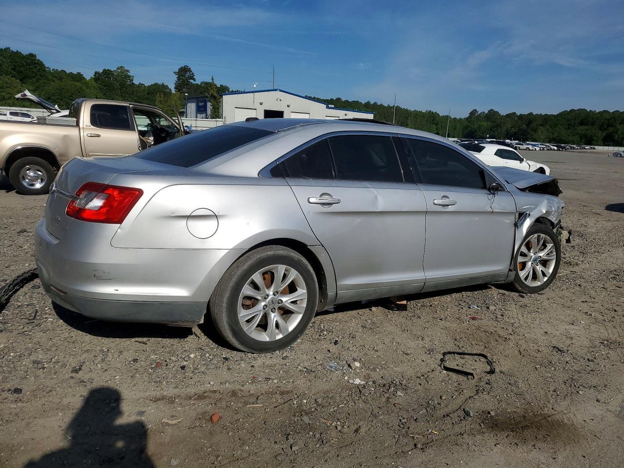 2011 Ford Taurus Sel - Image 3