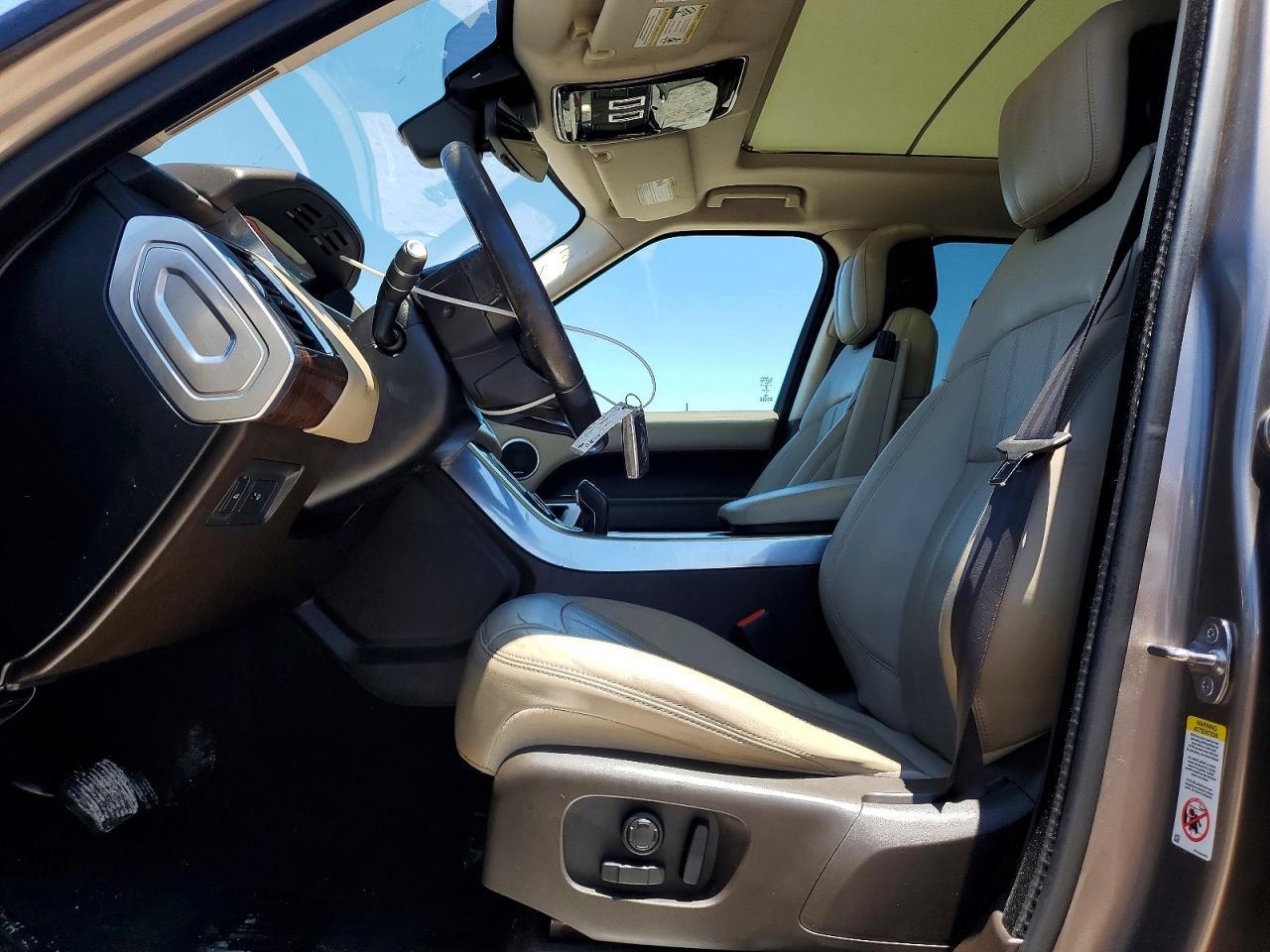 2018 Land Rover Range Rover Sport Hse - Image 7
