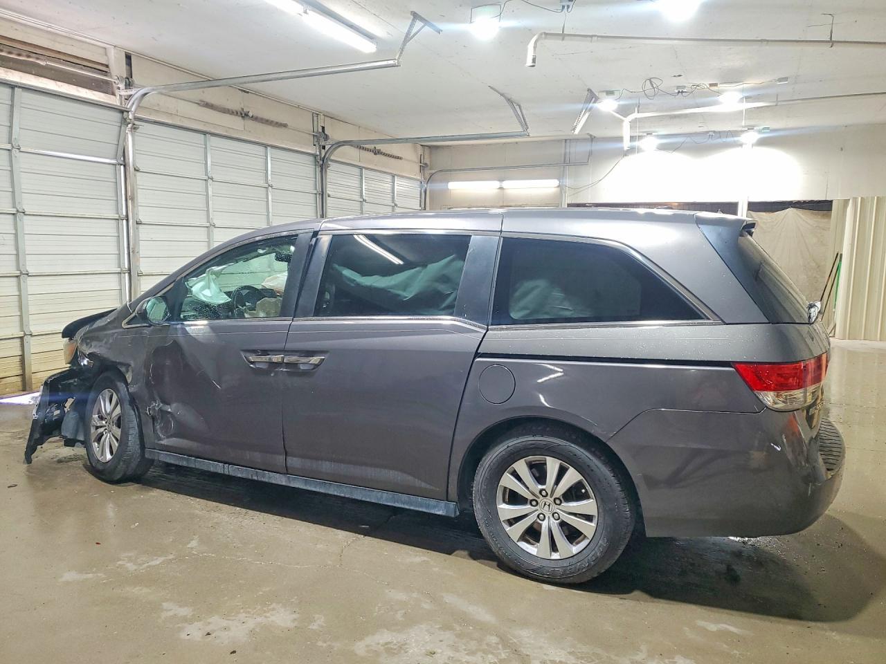 2016 Honda Odyssey Exl - Фото 2