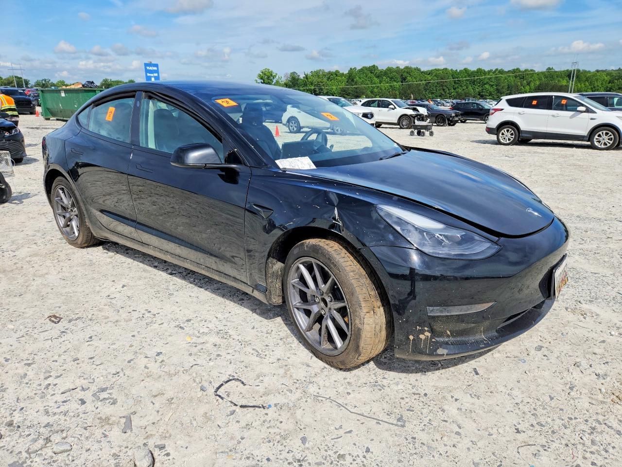 2022 Tesla Model 3 - Фото 4