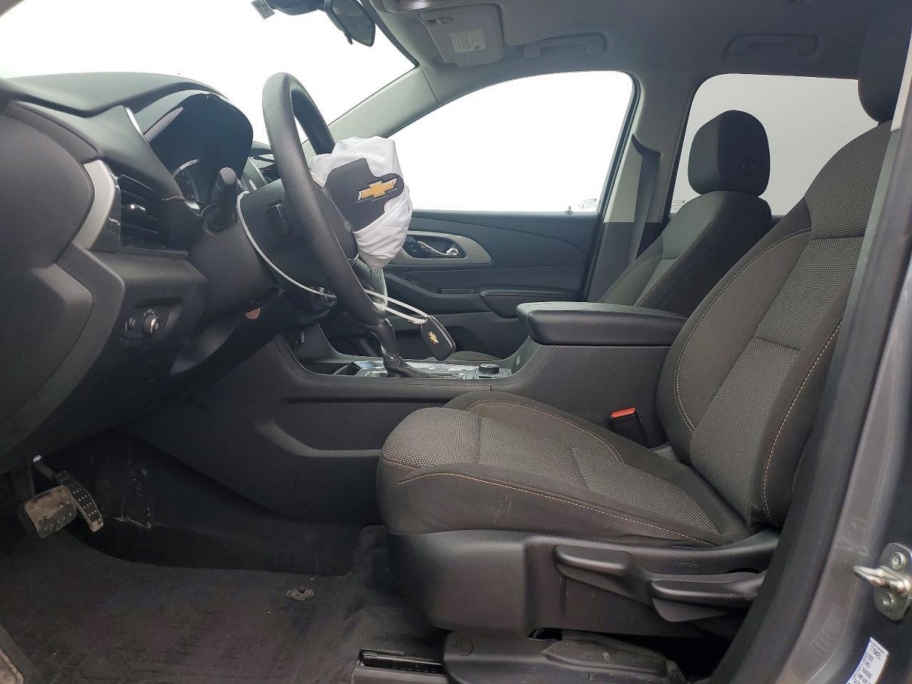 2020 Chevrolet Traverse Ls - Фото 7