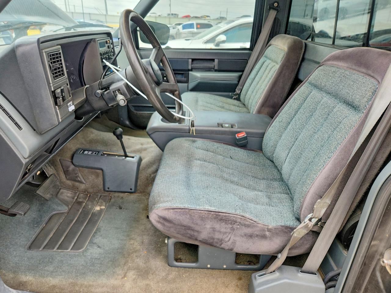 1989 Chevrolet Gmt-400 K1500 - Image 7