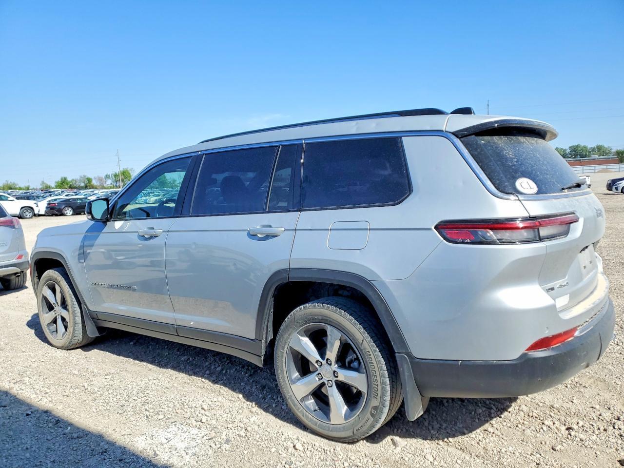 2022 Jeep Grand Cherokee L Limited - Image 2