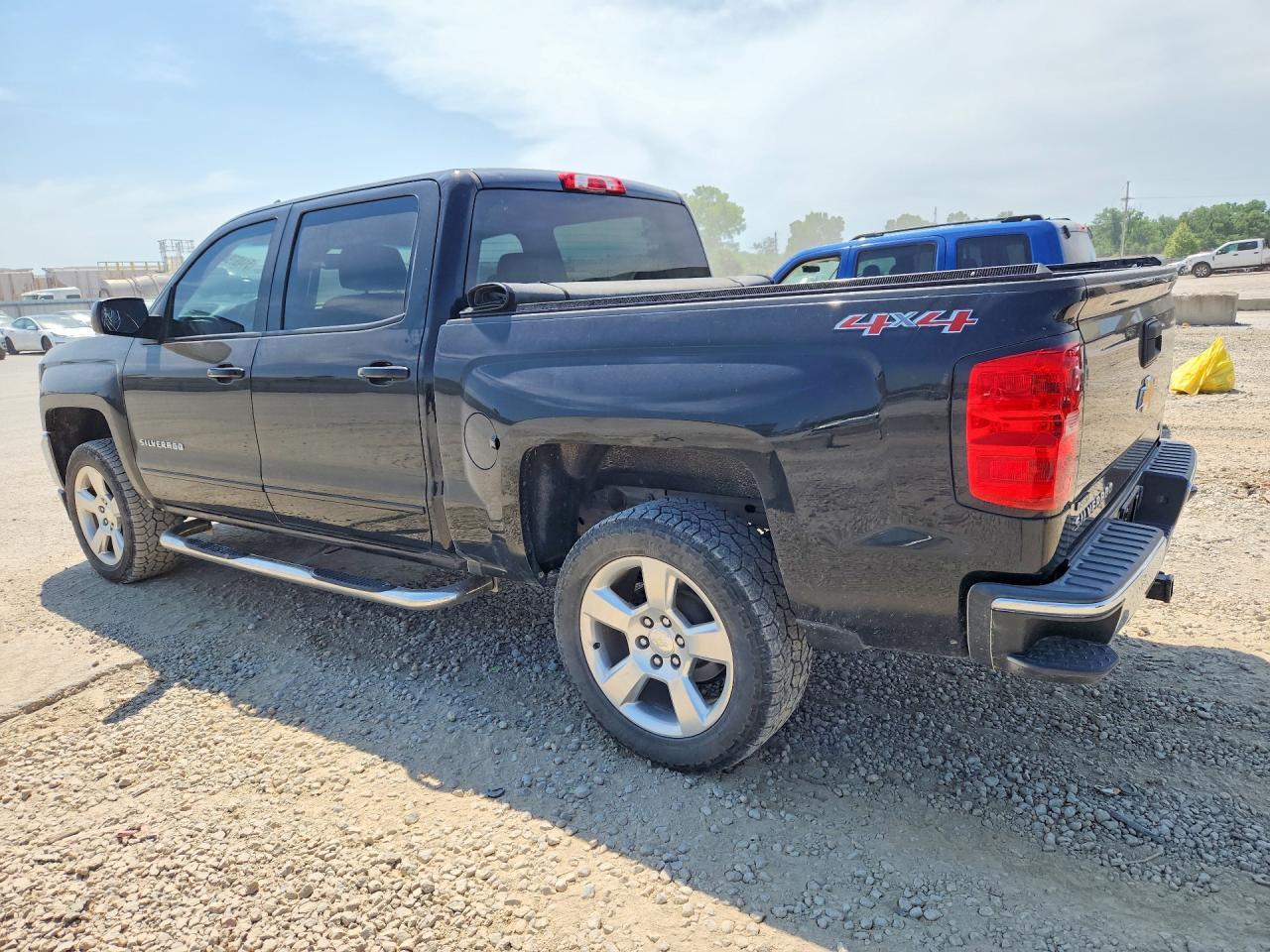 2016 Chevrolet Silverado K1500 Lt - Image 2
