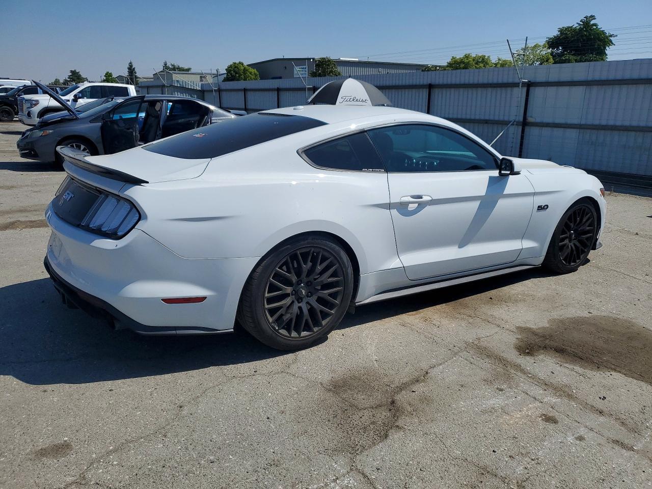 2016 Ford Mustang Gt - Фото 3