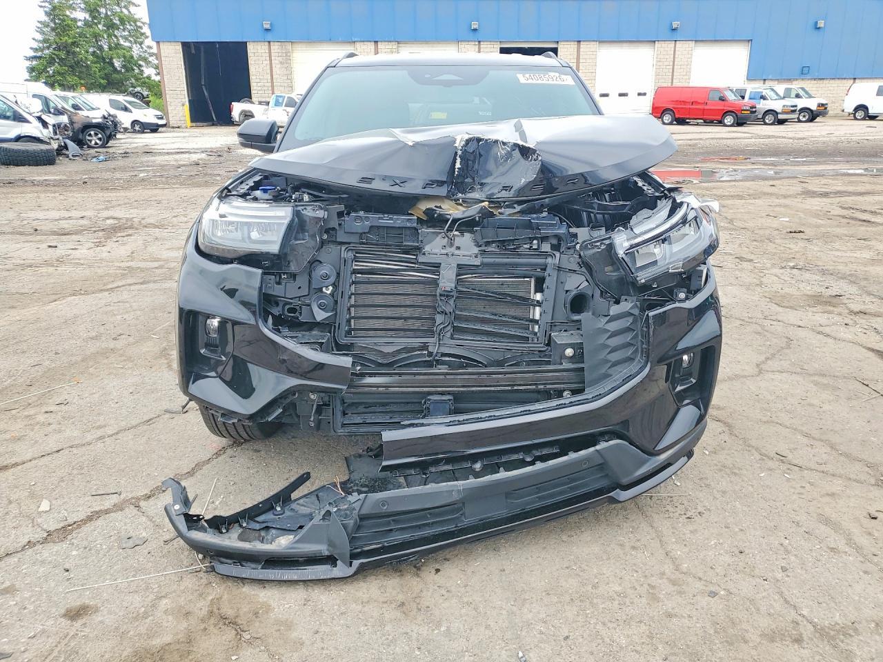 2025 Ford Explorer St-Line - Фото 5