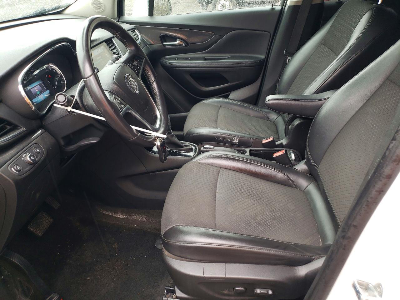 2019 Buick Encore Sport Touring - Image 7