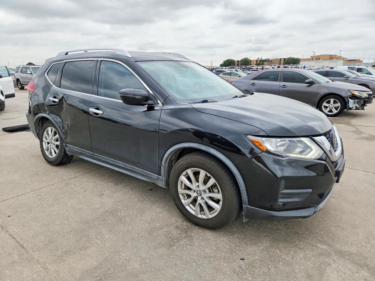 2018 Nissan Rogue Sv - Image 4