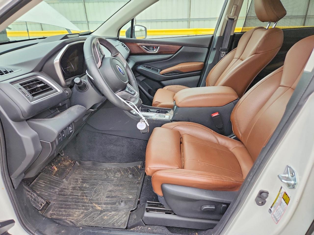 2023 Subaru Ascent Touring - Image 7