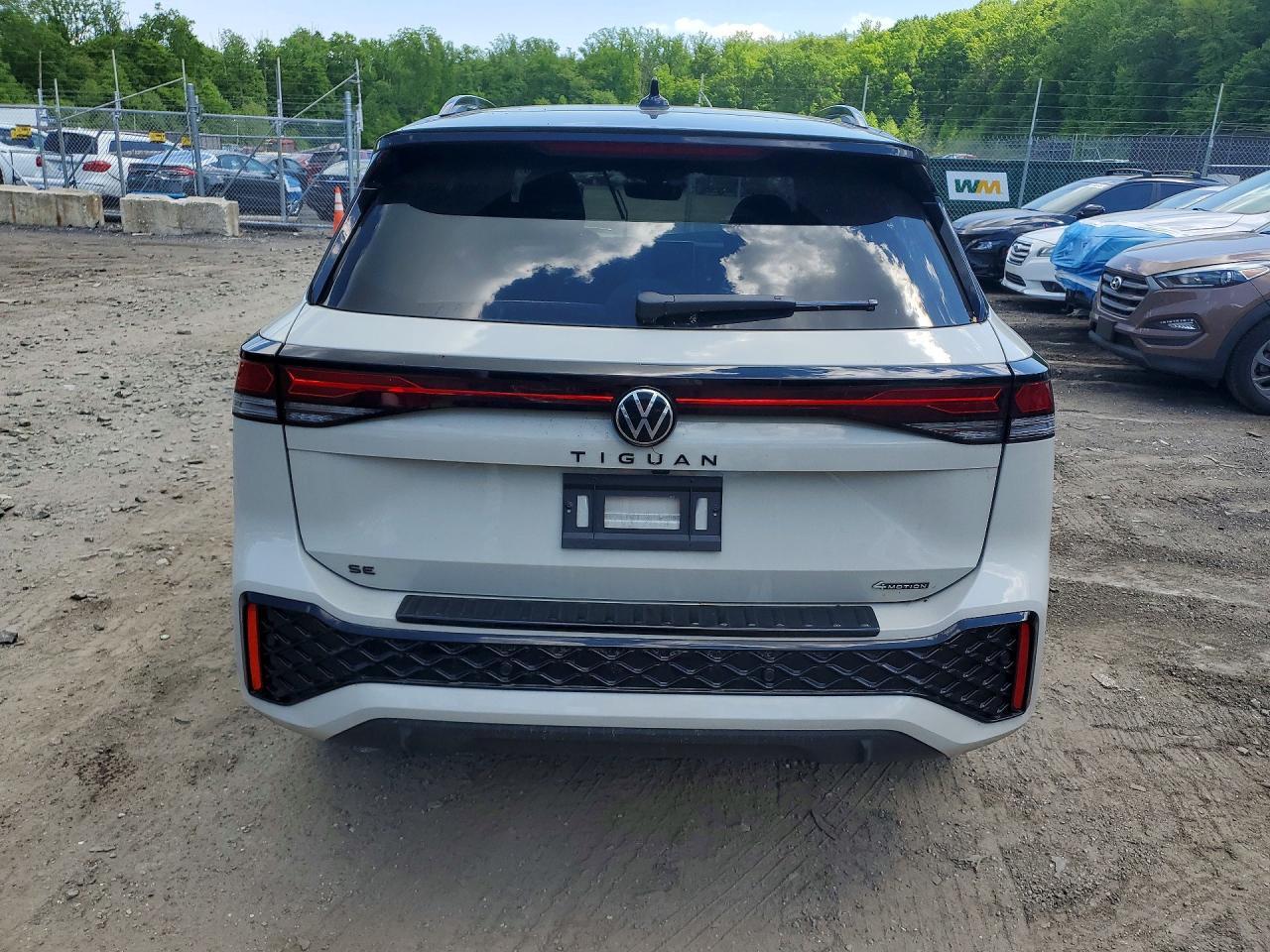 2026 Volkswagen Tiguan Se R-Line Black - Фото 6