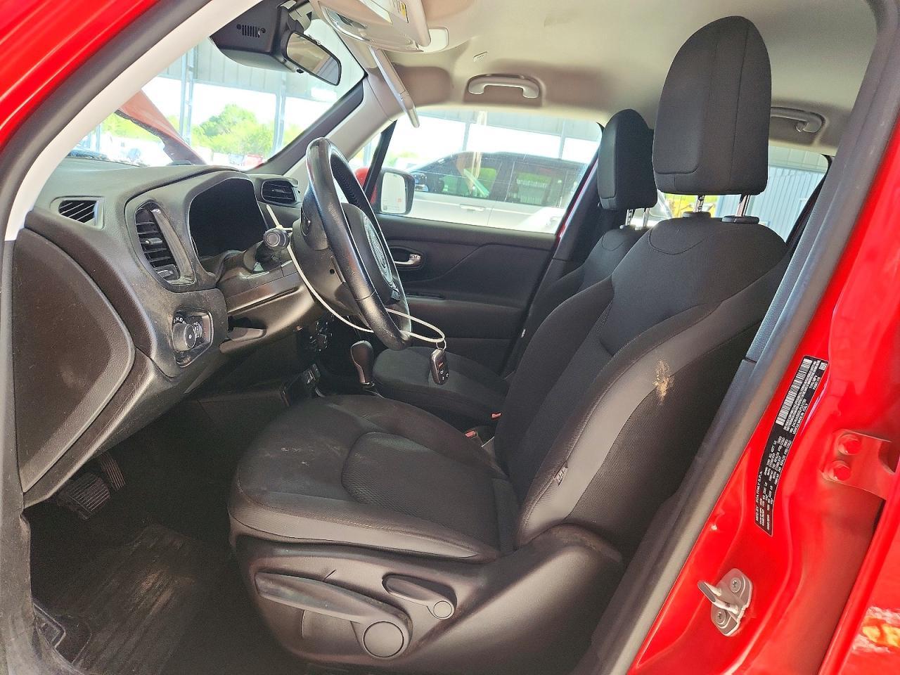 2020 Jeep Renegade Latitude - Фото 7