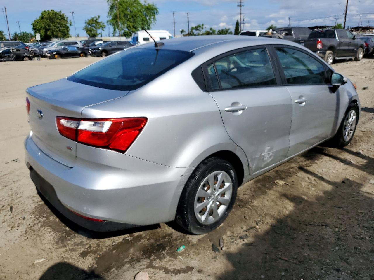 2016 Kia Rio Lx - Фото 3