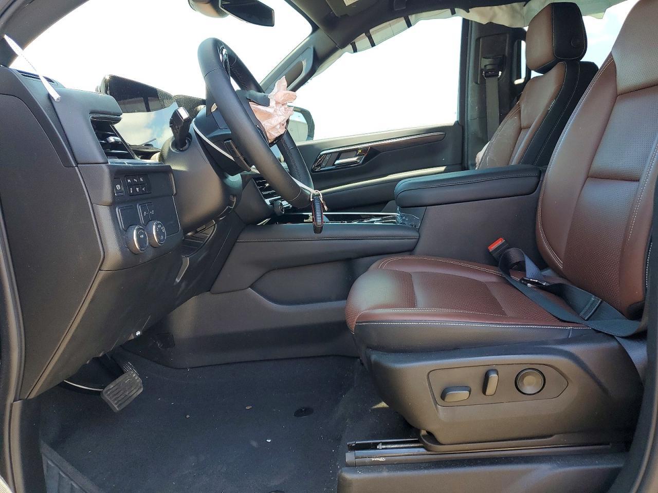 2025 Chevrolet Tahoe C1500 Ls - Image 7